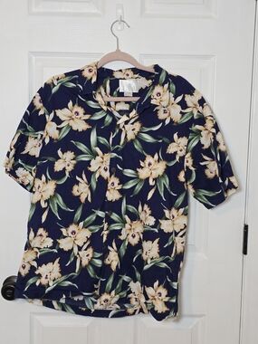 Howie Men’s Vintage Navy Hawaiian Floral Short Sleeve Button Down Shirt Large